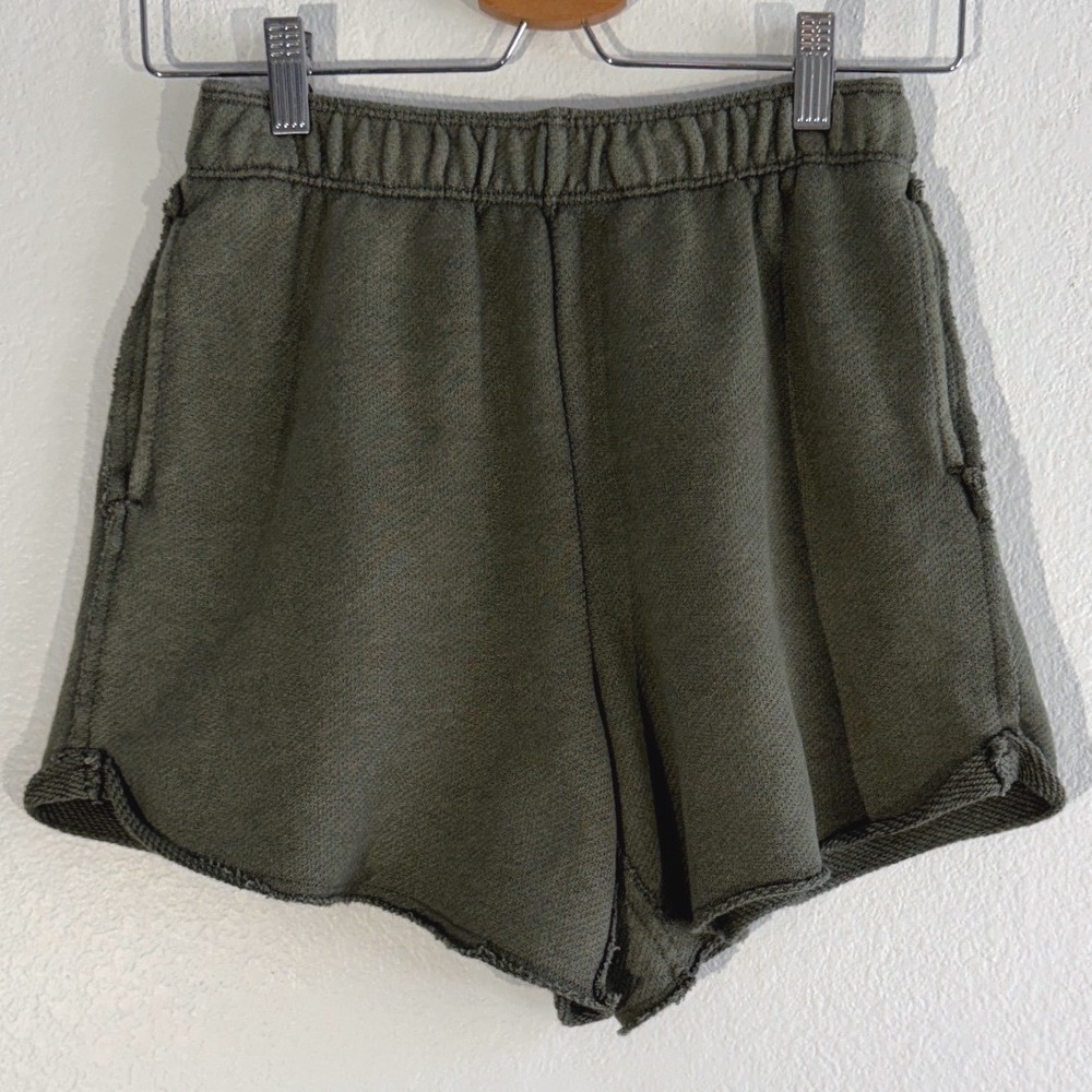 Aerie Olive Green Fleece Lounge Shorts Raw Hem XS Pockets Dolphin Hem